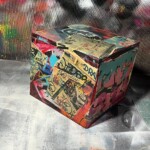 Éric Doisy : Cube 2. Technique mixte sur bois, sur 6 faces. 32X36X36 cm Éric Doisy : Cube 2. Technique mixte sur bois, sur 6 faces. 32X36X36 cm